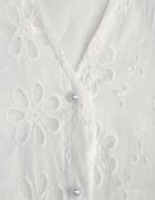 bisou's project Rochie cu nasturi din bumbac cu model floral ajurat Bamese Albă