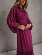 bisou's project Rochie Fioletowa Rozkloszowana Maxi cu guler înalt și Volane Camillene
