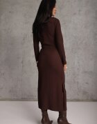 bisou's project Rochie Maro cu Croială Cambrată cu Legătură în Talie și Fente Esalarra