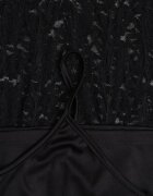 bisou's project Rochie neagră din dantelă decorată cu mâneci evazate și curea subțire Kylimna