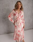 bisou's project Rochie Rhelaith Roz