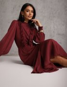 bisou's project Rochie Romantică Bordeaux cu Mâneci Bufante și Volan din Dantelă Sewmira