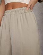 bludeise Pantaloni largi Verde deschis din viscoză Talie înaltă Rissalene
