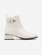  Botine Bej cu toc stil Chelsea decorate cu aplicații metalice Arhella