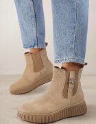  Botine Chelsea bej închis pe platformă embosată decorate cu aplicație metalică Allecia