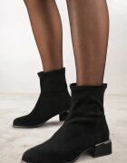  Botine Negre cu toc gros Decorate cu finisaj metalic Irialan
