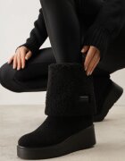  Botine Negre pe Pană Ornate cu Blană de Miel și cu Guler Întors Irissinae