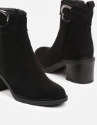  Botine Negre tip Chelsea cu toc gros cu baretă decorativă și cataramă Irissara