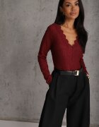 by swan Body elegant din dantelă cu decolteu în V Vattia Bordo