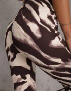by swan Pantaloni cu croi flare și vâscoză cu Animal print Elvinda Maro