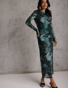 by swan Rochie Ajustată Verde Din Plasa Maxi Cu Crăpătură și Drapaje Soininen