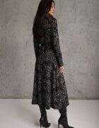 by swan Rochie-cămașă cu adaos de viscoză cu curea și motiv floral Titanis Neagră
