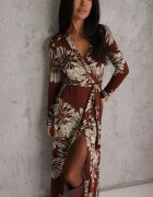 by swan Rochie din viscoză cu flori și decolteu petrecut Joviene Bordo