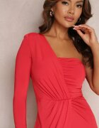 by swan Rochie roșie asimetrică maxi decorată cu drapaj Kiari