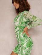 by swan Rochie Verde Naesusa