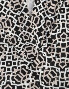 by swan Salopetă Alb-Negru cu Imprimeu Geometric cu Picioare Lărgi și Curea în Talie Soliti