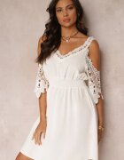 cflo Rochie bej cloș mini cu elastic în talie și mâneci spaniole cu dantelă Carolta
