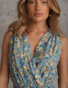 cflo Rochie Florală Albastră deschis Midi din Viscoză Fără Mâneci cu Elastic în Talie Sarunna