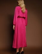 christy Rochie Maxi Fucsia cu fustă plisată și decolteu petrecut Basila