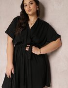 christy Rochie Neagră cu elastic în talie și decolteu petrecut Azrah