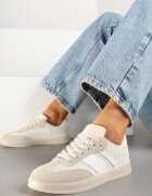c'm paris Sneakers Bej Teniși Decorați cu Benzi Amodira