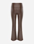 defox Pantaloni Maro cu croi clopot din piele ecologică și cu elastic în talie Dawi