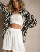 defox Pantaloni scurți Albi din viscoză High Waist Puvione