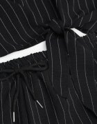 defox Set casual cu conținut ridicat de vâscoză bluză tip cravată și scurt Pellea Negru