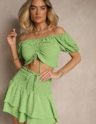 defox Set Verde deschis cu gofrare decorativă Fustă-Pantaloni scurți și Bluză tip Carmen Sarilessa