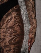  Dresuri Negre Dantelate într-un stil elegant Fihanoriel