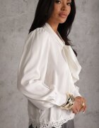 elsa.m by may Bluză Albă Legată La Decolteu cu Dantelă Perforată La Bază Haliritia