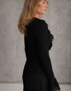 elsa.m by may Bluză din viscoză cu mâneci evazate din dantelă Serenova Neagră