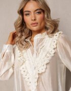 elsa.m by may Cămașă bej cu nasturi cu dantelă decorativă Raneem