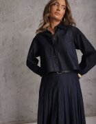 elsa.m by may Compleu bleumarin din amestec de bumbac și viscoză cu aspect de denim cu cămașă și fustă cu curea Andaig