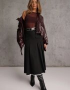 elsa.m by may Fustă Neagră High Waist cu pliuri Finisată cu imitație de buzunare și curea Evilenes