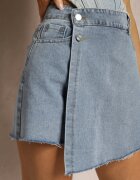 elsa.m by may Fustă-pantaloni scurți Albastru închis din denim cu pliu asimetric Pantaloni scurți Moongela