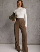 elsa.m by may Maletă Albă din Tricot Reiat cu Nituri Itagi
