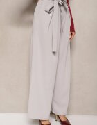 elsa.m by may Pantaloni eleganți gri în stil costum cu talie înaltă decorați cu curea în talie Wenelsea