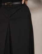 elsa.m by may Pantaloni negri culottes cu curea și croială largă cu aspect de fustă Aimleda