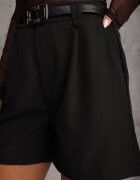 elsa.m by may Pantaloni scurți negri bermuda decorați cu curea și cataramă metalică Tinalin