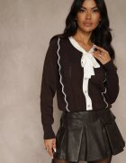 elsa.m by may Pulover Maro cu Viscoză cu nasturi decorativi și fundă în stil Retro Miaraine