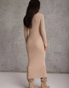 elsa.m by may Rochie bej maxi striată cu croi mulat cu nasturi și decupaj Inelia