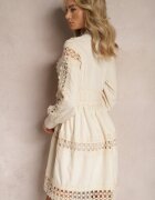 elsa.m by may Rochie din dantelă bej cu decolteu decorativ Sweeney
