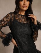 elsa.m by may Rochie mulată din dantelă de cocktail neagră cu aplicații din tul Kretalia