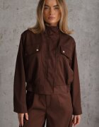 elsa.m by may Set casual Pantaloni harem și geacă bomber cu guler tip tunică și capse Finkastra Maro