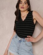 elsa.m by may Top Negru Adornat cu Dantelă Subtilă și Fir Metalic din Vâscoză Atatada