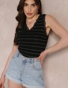 elsa.m by may Top Negru Adornat cu Dantelă Subtilă și Fir Metalic din Vâscoză Atatada