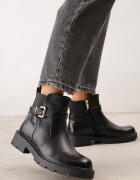 fashion&bella Botine biker cu talpă cu profil și panou elastic decorate cu dungi cu cataramă Serilla Negre