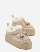 fashion&bella Ghete de zăpadă bej pe platformă decorate cu broderie și franjuri Linomis