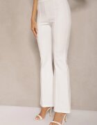 fashion Compleu Alb Top Bandeau cu Bască și Pantaloni Evazați Vilkio